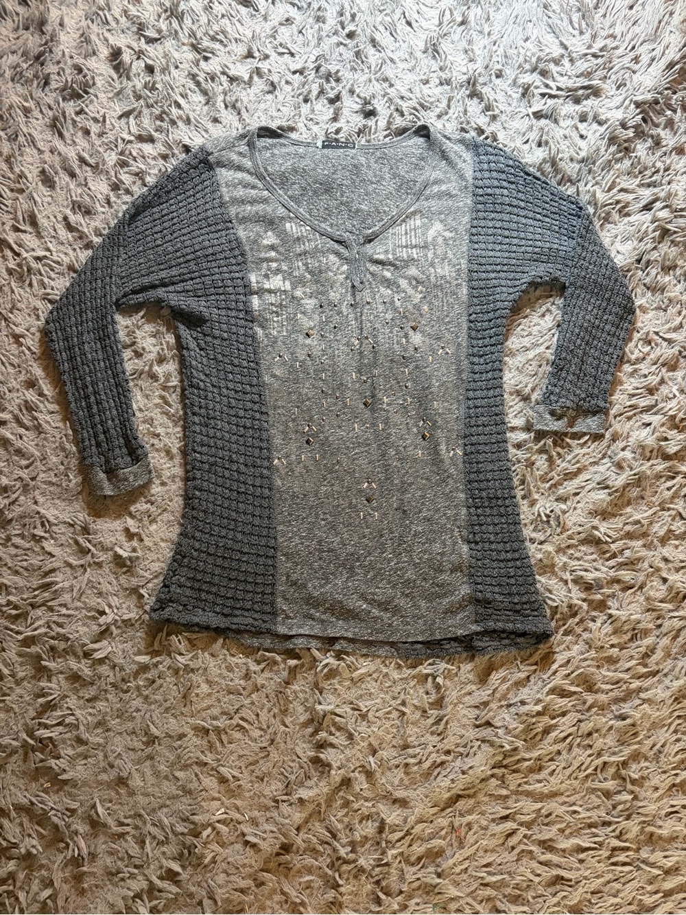 Vintage Y2K Fang grey two-tone grey waffle knit studded 3/4 sleeve top